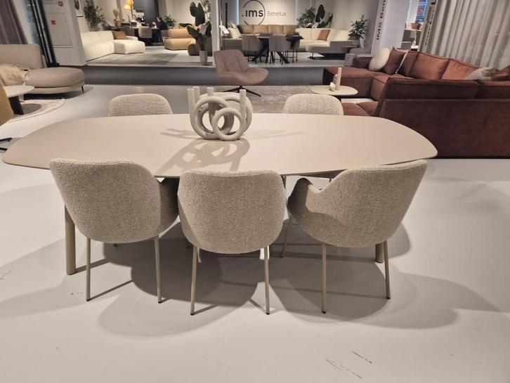 Fenix eettafel deens ovaal (240 cm), Huis en Inrichting, Tafels | Eettafels, Zo goed als nieuw, 100 tot 150 cm, 200 cm of meer