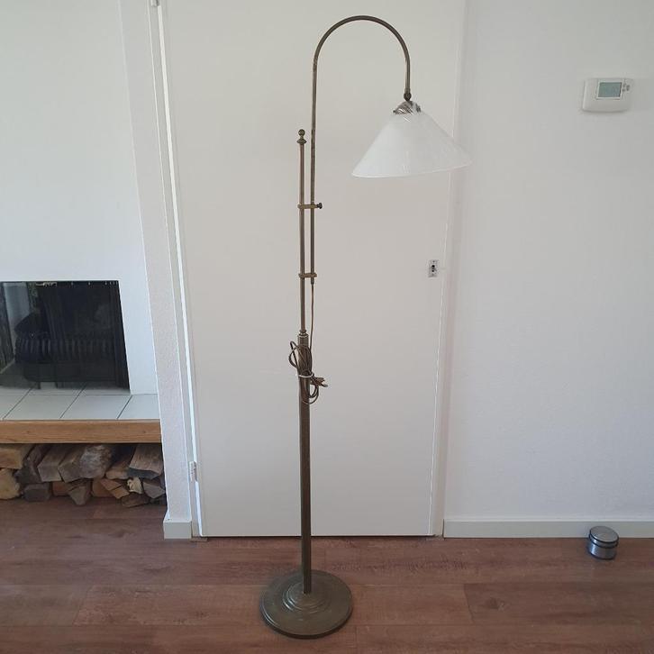 Vintage - Vloerlamp - Staande lamp - Koper - Opaline kap-*, Antiek en Kunst, Antiek | Lampen, Ophalen