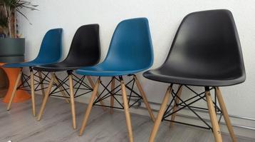 4 stoelen, kuipstoeltjes  beschikbaar voor biedingen