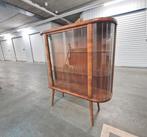 Buffetkast vitrinekast uit de jaren 50 60, Huis en Inrichting, Kasten | Buffetkasten, Gebruikt, Ntp, Glas, Ntp