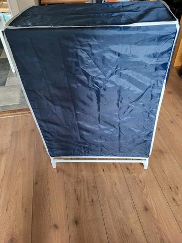 Campingkastje - Ideaal voor op de camping! beschikbaar voor biedingen