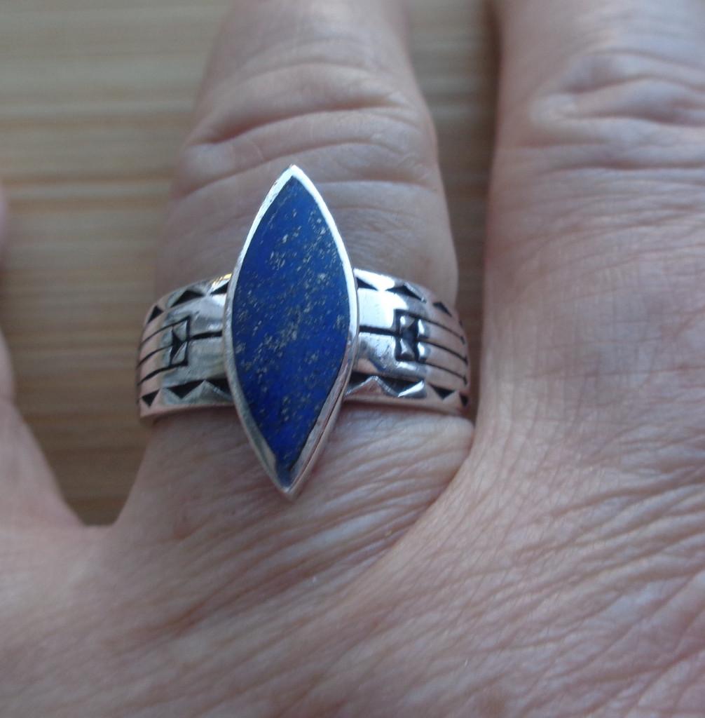 zilveren heren ring met lapis lazuli steen [1132], 19 tot 20, Heer, Ophalen of Verzenden, Zo goed als nieuw
