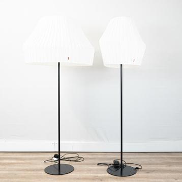 DUM lampen beschikbaar voor biedingen