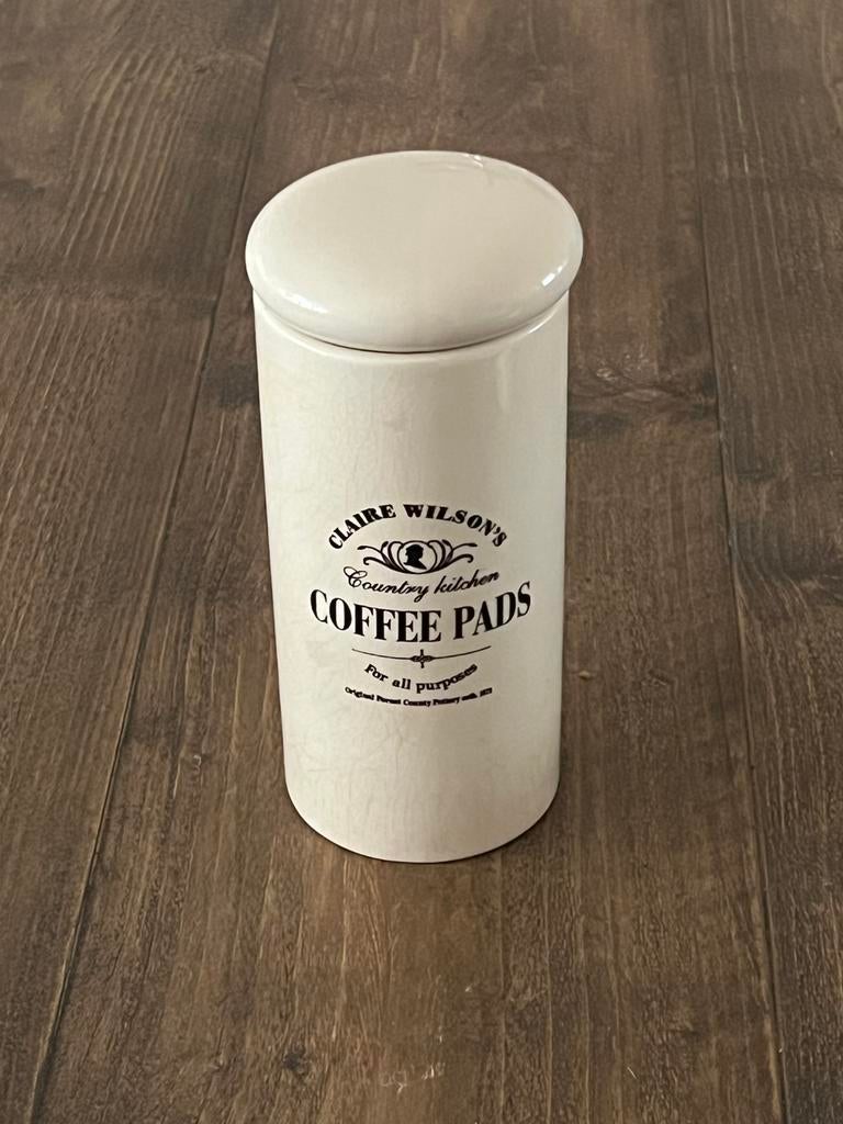 Claire Wilson’s ‘Coffee Pads’ voorraadpot. Vintage, Gebruikt, Overige typen, Ophalen of Verzenden, Overige stijlen