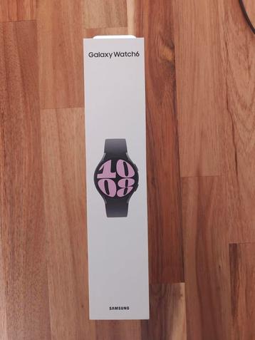 Samsung Galaxy Watch 6 - 40MM beschikbaar voor biedingen
