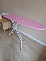 Strijkplank met roze overtrek, Ophalen, Zo goed als nieuw