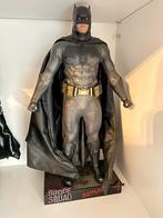 Batman suicide squad hot toys ben affleck dark knight, Ophalen of Verzenden, Zo goed als nieuw, Actiefiguur of Pop
