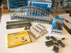 Marklin boogbrug overweg en ander toebehoor., Hobby en Vrije tijd, Ophalen of Verzenden, Gebruikt, Wisselstroom, Märklin