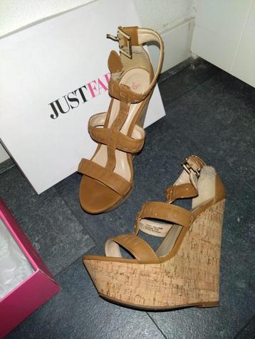 Justfab sleehak sandalen beschikbaar voor biedingen