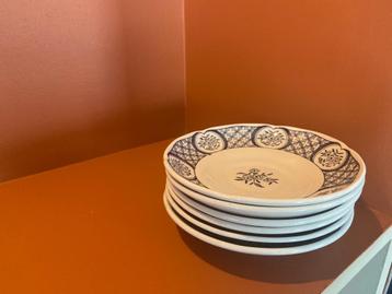 Old Chelsea koffie/theeschotels. 9 stuks beschikbaar voor biedingen