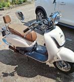 Scooter met helm, ketting en scootercover., Ophalen of Verzenden, Zo goed als nieuw, Overige merken