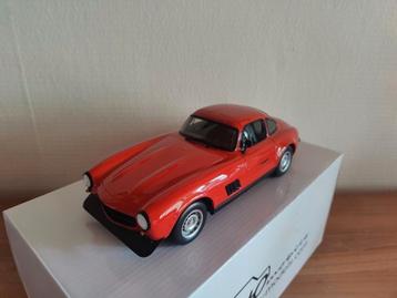Mercedes SL 300 AMG 1:18 Otto mobile  beschikbaar voor biedingen