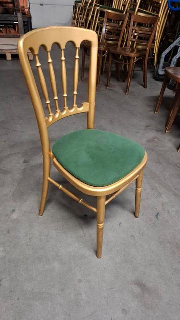 38 napoleon stapelbare weense thonet banket horeca partij beschikbaar voor biedingen