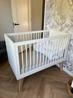 Kidsmill Sixties babykamer mat wit met lichte poten, Kinderen en Baby's, Ophalen, Gebruikt, Jongetje of Meisje