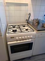 Vandaag gratis meenemen!!, Ophalen, 4 kookzones, Zo goed als nieuw, Gas