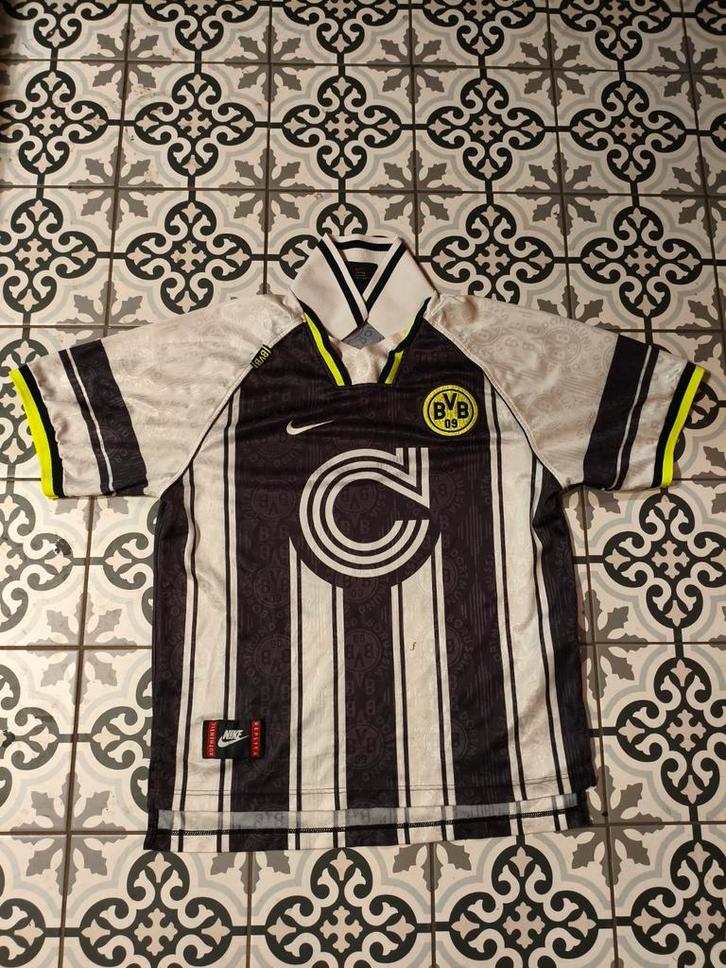 Vintage Borussia Dortmund Uitshirt Nike voetbalshirt, Sport en Fitness, Voetbal, Shirt, Ophalen of Verzenden
