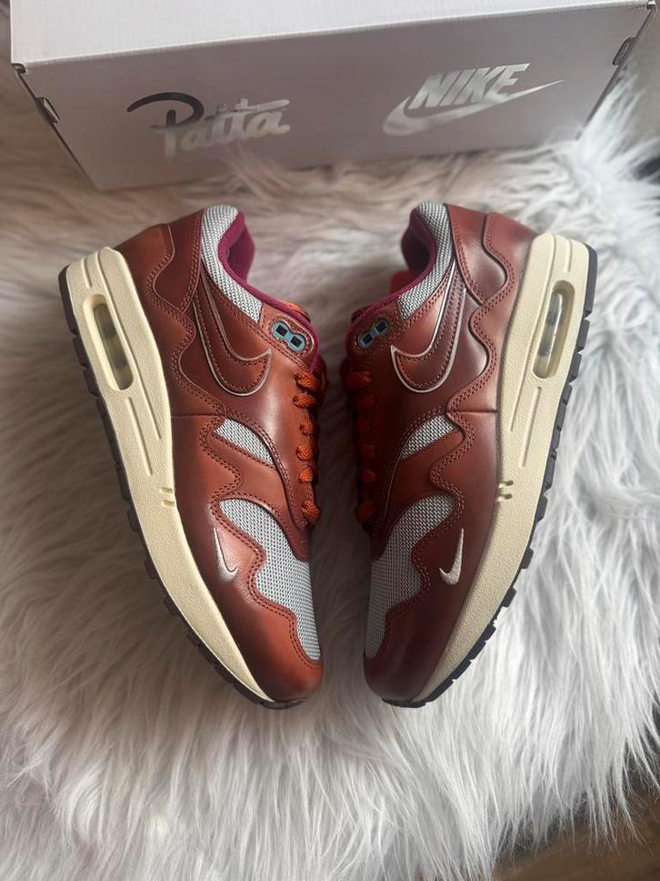 Nieuwe Nike Air Max 1 Patta wave dark Russet eu 42.5, Kleding | Heren, Schoenen, Nieuw, Sneakers of Gympen, Overige kleuren, Ophalen of Verzenden