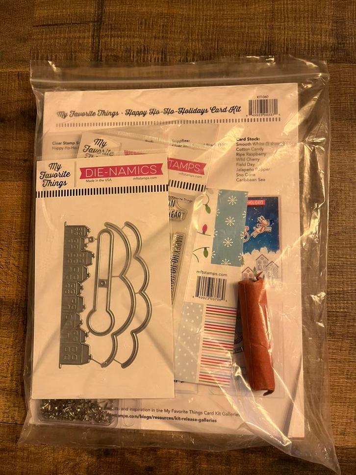 My Favorite Things Happy Ho-Ho-Holidays Card Kit – €30, Hobby en Vrije tijd, Kaarten | Zelf maken, Nieuw, Overige typen, Overige thema's