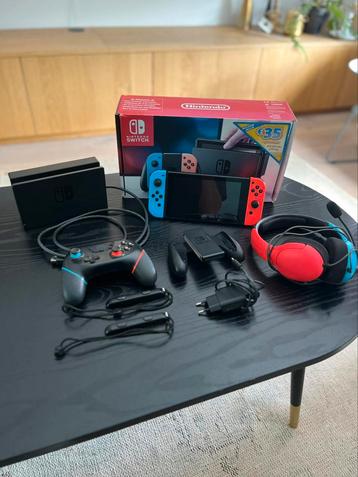 Nintendo Switch met accessoires! Vraagprijs 199 euro beschikbaar voor biedingen