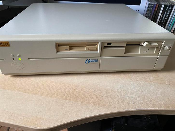 Te koop 486 pc met 5.25 en 3.5 floppy driver, Computers en Software, Vintage Computers, Ophalen of Verzenden