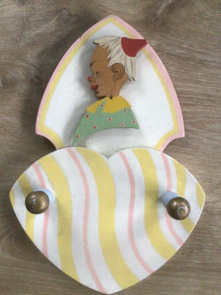 Vintage kapstok J. Snelten met kabouter of clown, Kinderen en Baby's, Kinderkamer | Inrichting en Decoratie, Gebruikt, Kapstokje