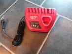 Z. G. A. N. Milwaukee accu lader 12v, Ophalen of Verzenden, Zo goed als nieuw