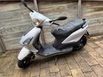 PIAGGIO FLY . LOOP/SLOOP.  LEES ! T.E.A.B., Fietsen en Brommers, Scooters | Piaggio, Ophalen, Gebruikt, Benzine, Fly