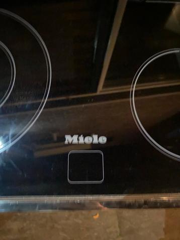Miele Inductie Kookplaat - 4 Zones beschikbaar voor biedingen
