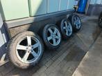 Skoda Superb Rial velgen op winterbanden, Ophalen, Velg(en), 16 inch, Winterbanden