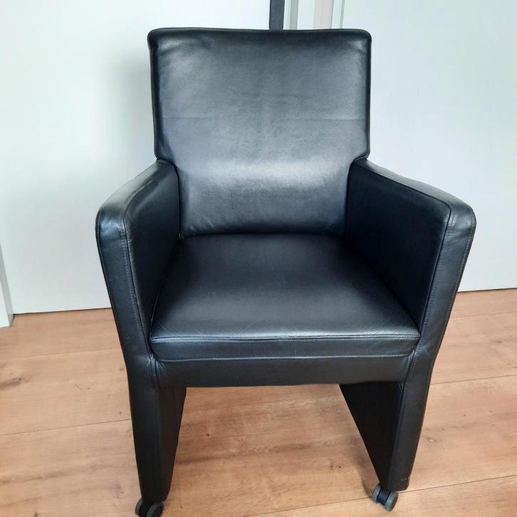 4 of 6 Zwarte lederen eetkamerstoelen, Huis en Inrichting, Stoelen, Gebruikt, Vijf, Zes of meer stoelen, Leer, Zwart, Ophalen