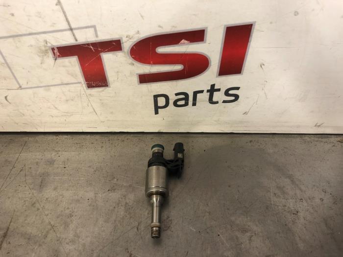 Injector (benzine injectie) van een Volkswagen Golf, Gebruikt, -, Volkswagen, -