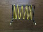 vintage brievenrekje jaren 60 draad geel /zwart, Ophalen of Verzenden, Huis en Inrichting