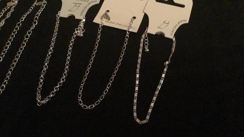 Heel veel nieuwe enkelbandjes, Sieraden, Tassen en Uiterlijk, Enkelbandjes en Enkelkettinkjes, Nieuw, Overige materialen, Ophalen of Verzenden