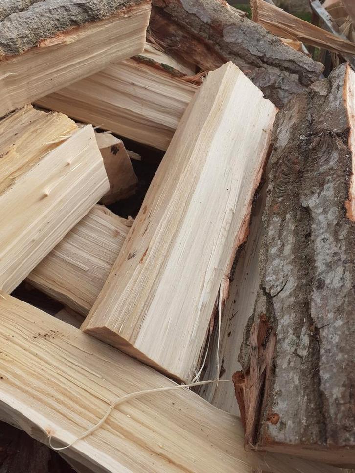 Droog van goede kwaliteit stookbaar populieren haardhout, Tuin en Terras, Haardhout, Blokken, Overige houtsoorten, 6 m³ of meer