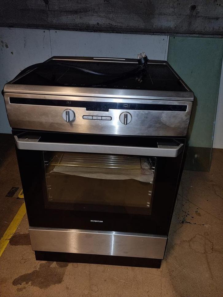 fornuis inventum, Witgoed en Apparatuur, Fornuizen, Zo goed als nieuw, Vrijstaand, Inductie, 4 kookzones, 85 tot 90 cm, 45 tot 60 cm