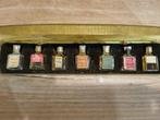 Set van 7 miniatuur Franse parfums, Miniatuur, Ophalen of Verzenden, Dorcaswinkelkapelle@dorcas.nl, Dorcas