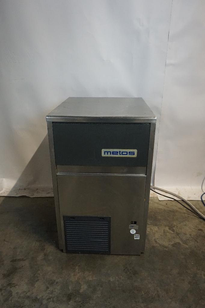 Defecte Metos ijsblokjesmachine CB425A-Q, Ophalen, Gebruikt