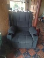 Een fijne sta-op stoel., Huis en Inrichting, Fauteuils, Minder dan 75 cm, Ophalen of Verzenden, Zo goed als nieuw, 75 tot 100 cm