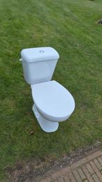 Toilet met vast reservoir, Doe-het-zelf en Verbouw, Sanitair, Ophalen of Verzenden