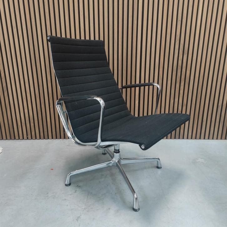 Vitra Eames EA 124 Bureaustoel, Antiek en Kunst, Antiek | Meubels | Stoelen en Banken, Ophalen of Verzenden