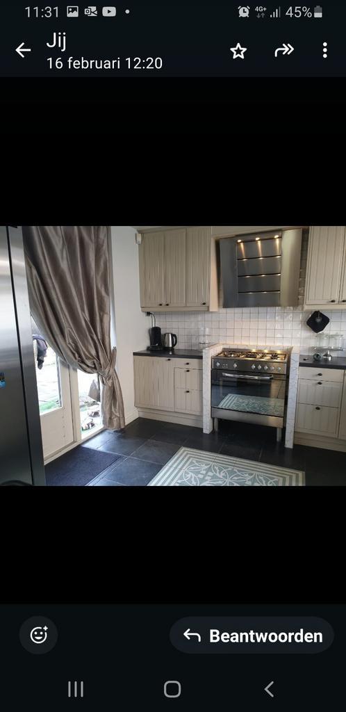 GRATIS Landelijke hoekkeuken zonder blad taupe kleur, Huis en Inrichting, Keuken | Complete keukens, Gebruikt, Hoekkeuken, Kunststof