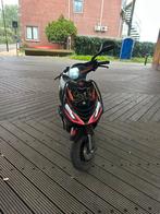 Piaggio zip 4 takt, Fietsen en Brommers, Scooters | Piaggio, Ophalen, Maximaal 45 km/u, Zip, Zo goed als nieuw