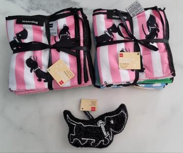 NIEUW Takkie microvezeldoekjes 2 sets  en Takkie spons beschikbaar voor biedingen