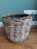 Mooie gevlochten plantenpot, Overige materialen, Gebruikt, Rond, Binnen