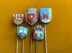 5x oud (emaille) speldje souvenir stad voetbalvereniging, Verzamelen, Speldjes, Pins en Buttons, Ophalen of Verzenden, Gebruikt