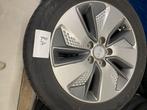 Hyundai KONA Winterbanden op Velg  (4 stuks)- 215/55R17, Auto-onderdelen, Ophalen, Banden en Velgen, 17 inch, Winterbanden