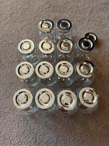 14 Leuke kruidenpotjes beschikbaar voor biedingen