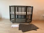 Stokke Sleepi bed + junior extension + matras, Kinderen en Baby's, Babywiegjes en Ledikanten, Ledikant, Zo goed als nieuw, Ophalen