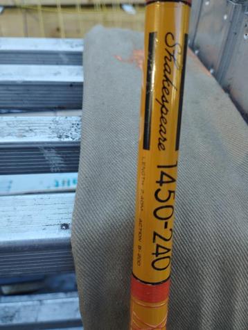 Boot hengel te koop beschikbaar voor biedingen