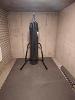 Bokszak 150cm met standaard en puzzel matten, Ophalen, Zo goed als nieuw, Bokszak